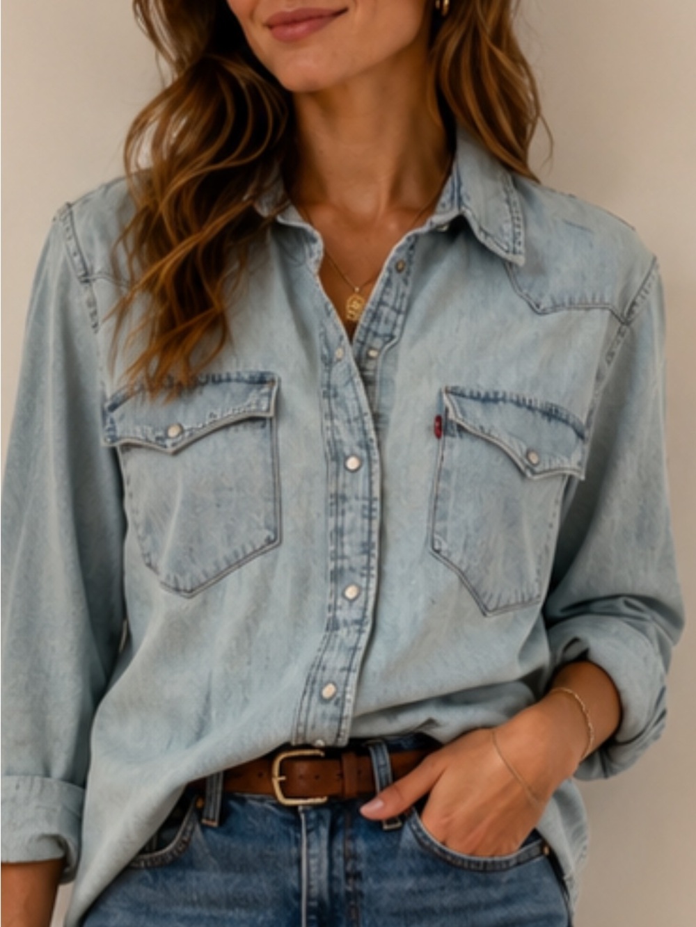 Levi's Light Wash Denim Western Snap Button Shirt Size Small NWT 100% Cotton